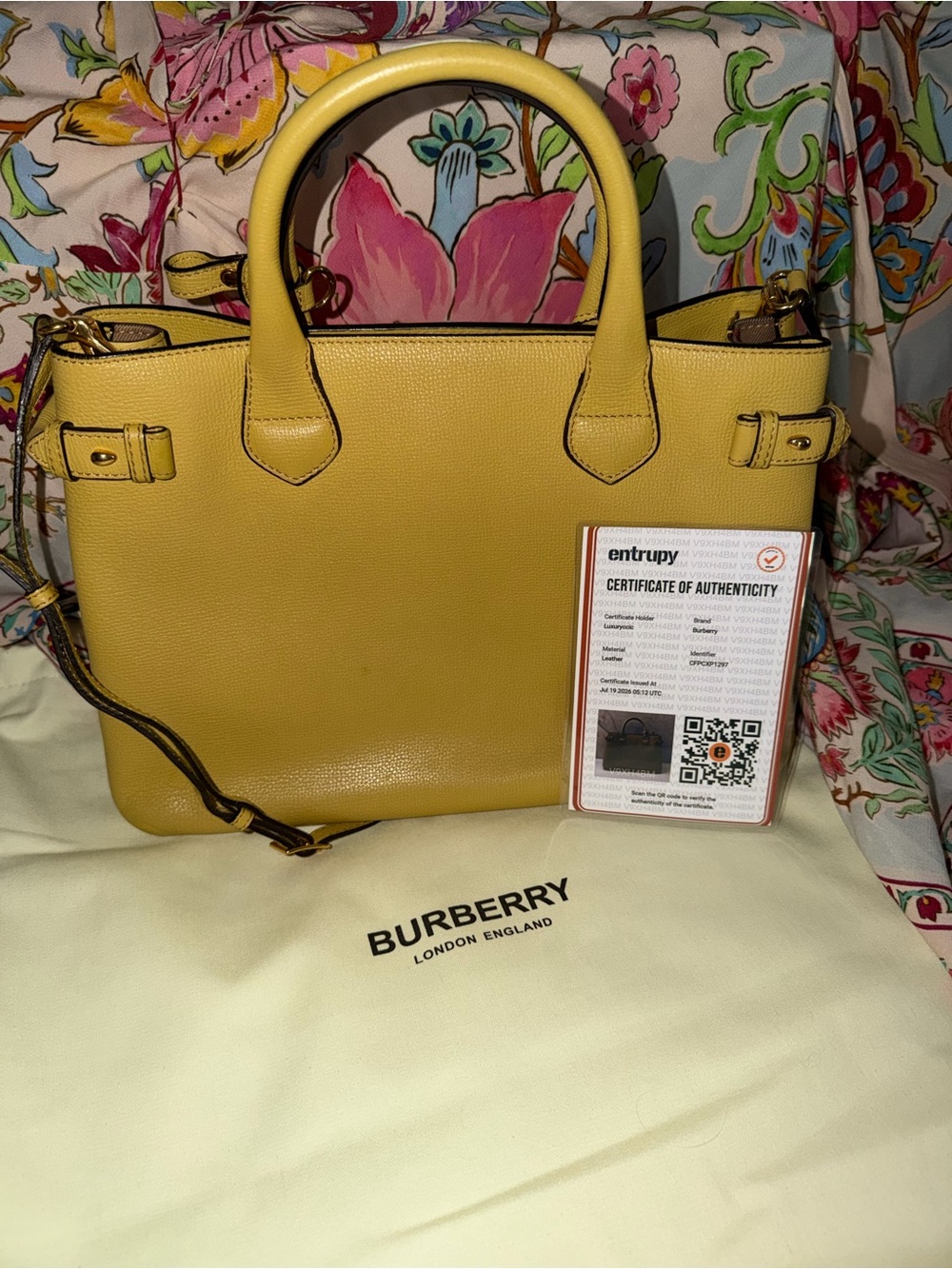 Burberry Banner Yellow Leather Top-Handle Tote
